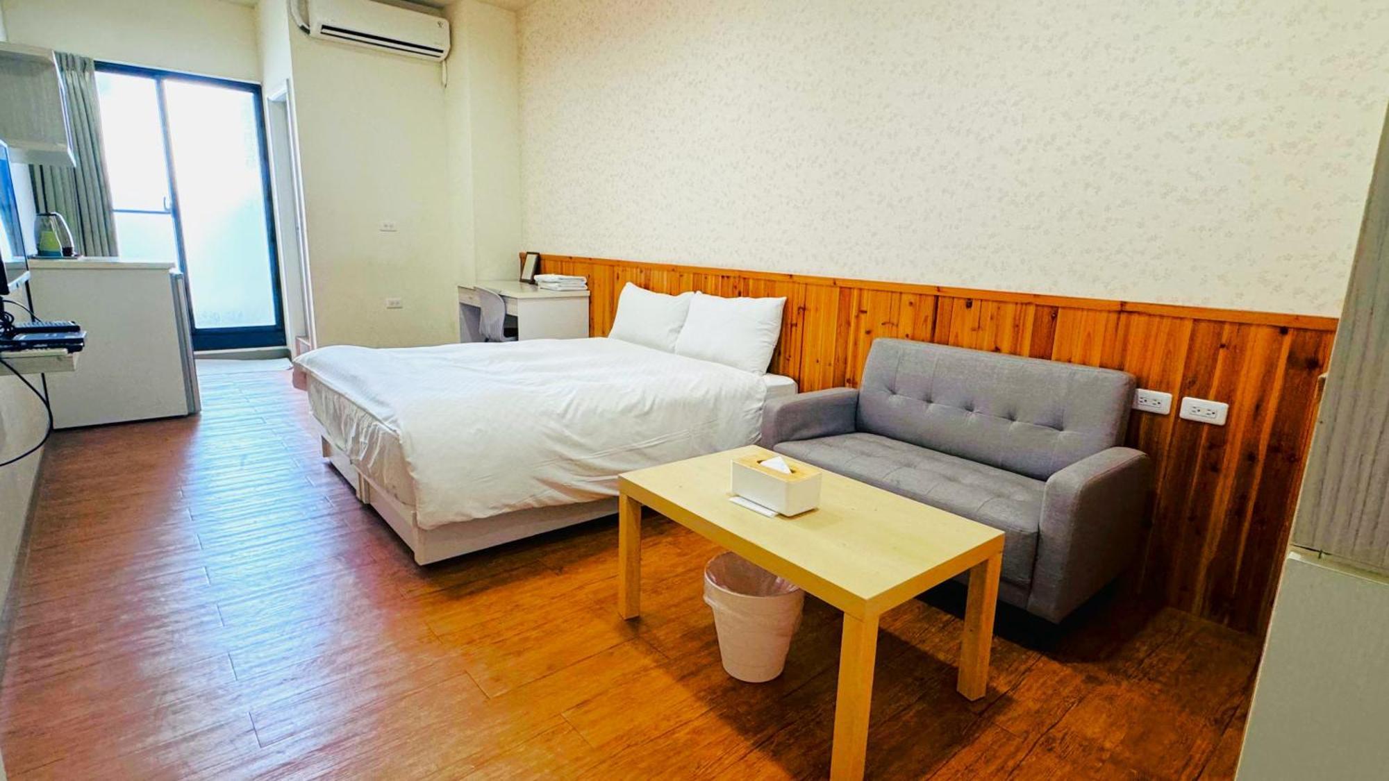 Apartmán Didi House無人化自助入住#附車位有限須預約 Tchaj-nan Exteriér fotografie