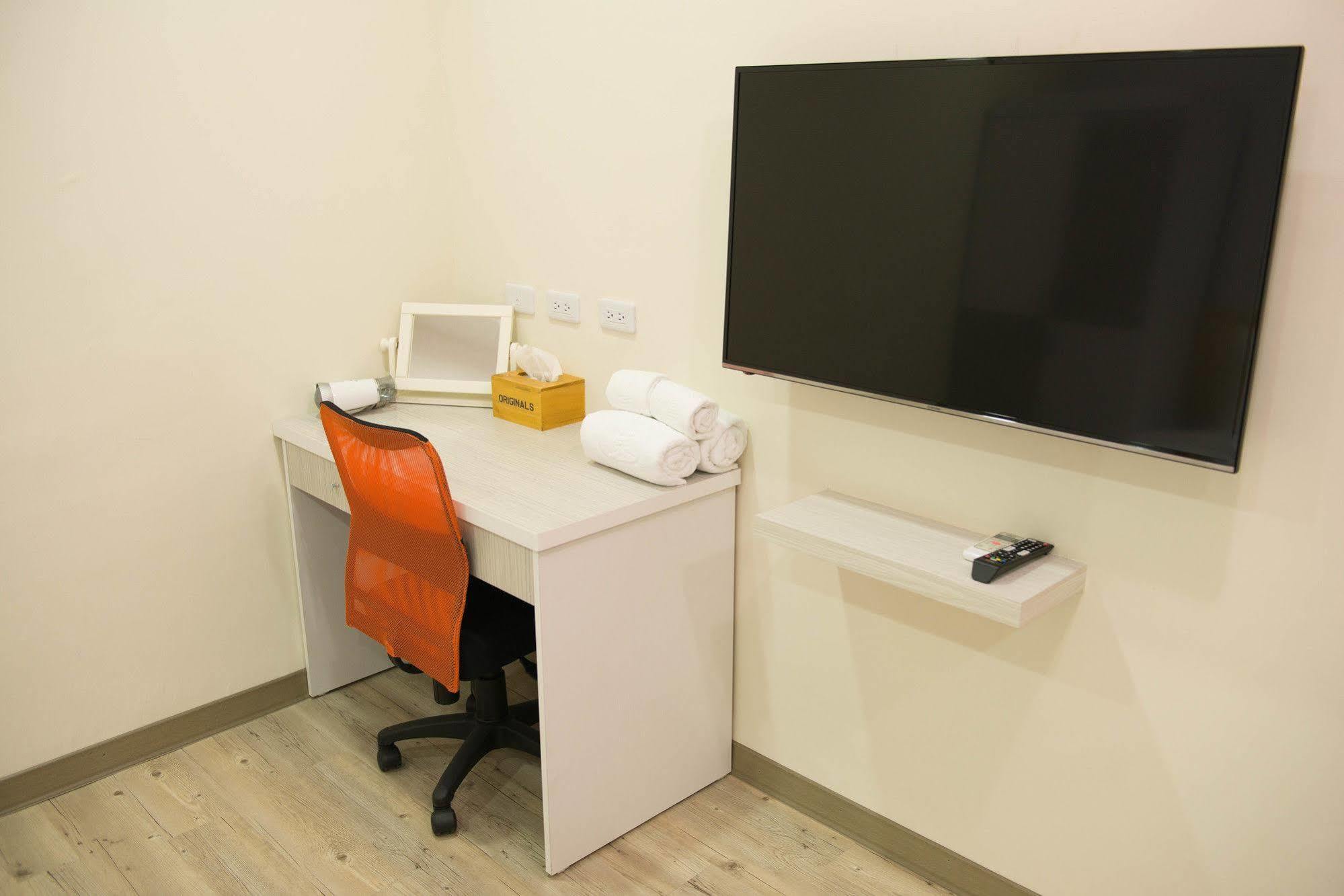 Apartmán Didi House無人化自助入住#附車位有限須預約 Tchaj-nan Exteriér fotografie